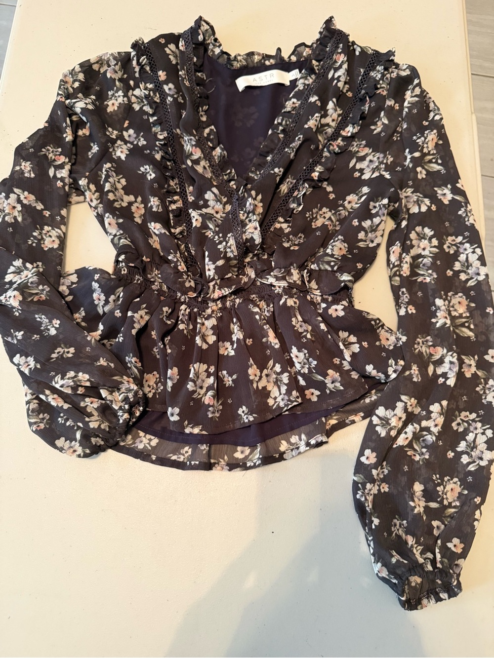 Astr Black Floral Peplum Ruffle V-Neck Blouse